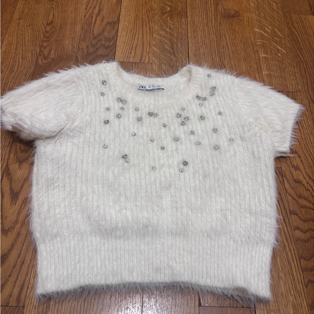 Zara White Fuzzy women’s Sweater with diamond Accents size S